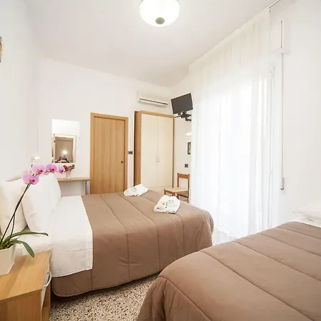 Отель Zurigo 3*